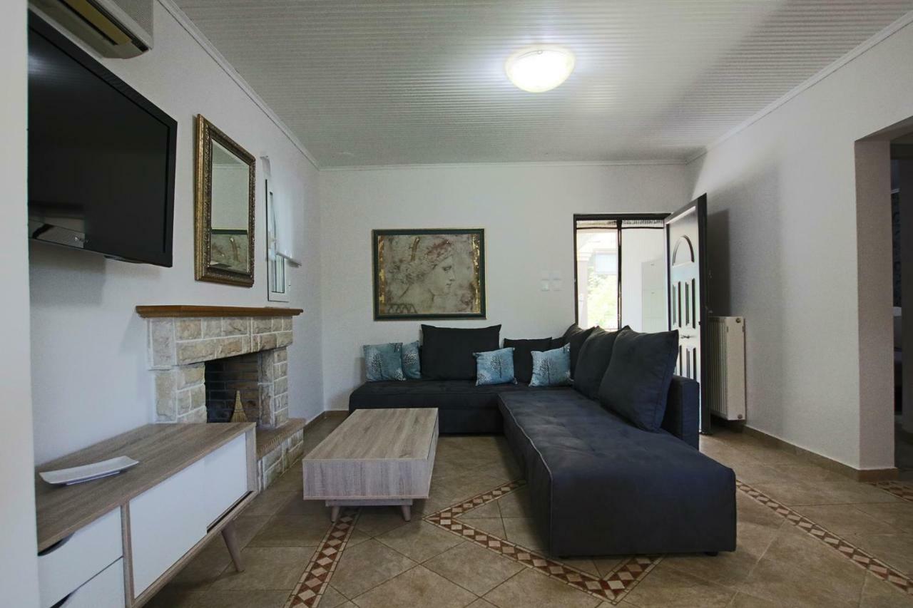Peter'S Country House Katakolo Dış mekan fotoğraf